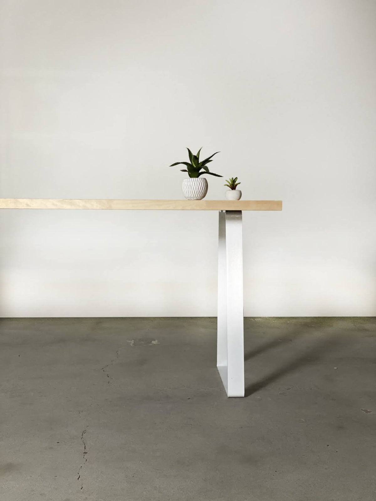 White Flat Bar Table Leg and Bench Base X181605