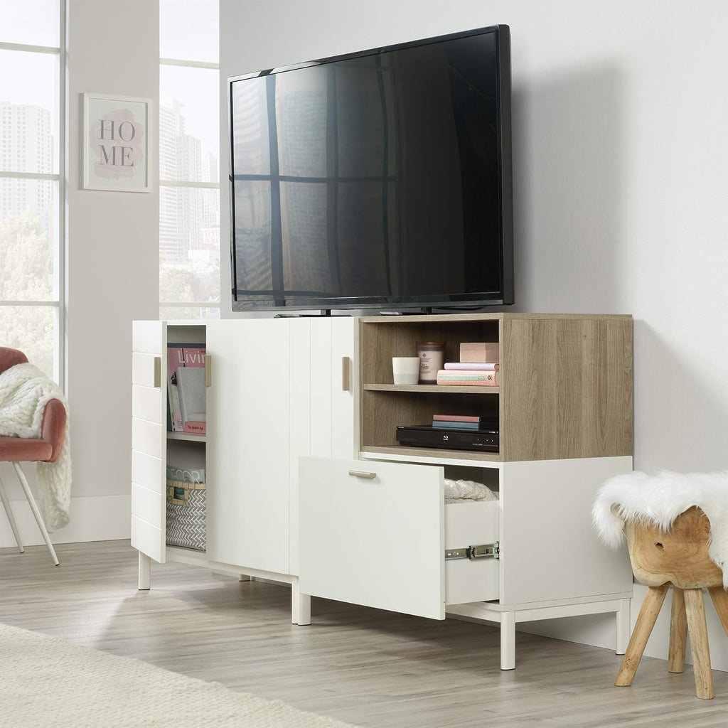 White Finish Credenza D832