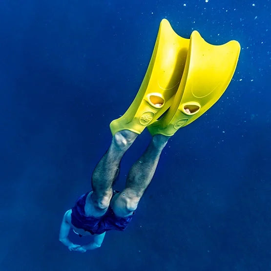 Black Full Foot Rubber Snorkeling Fins A414