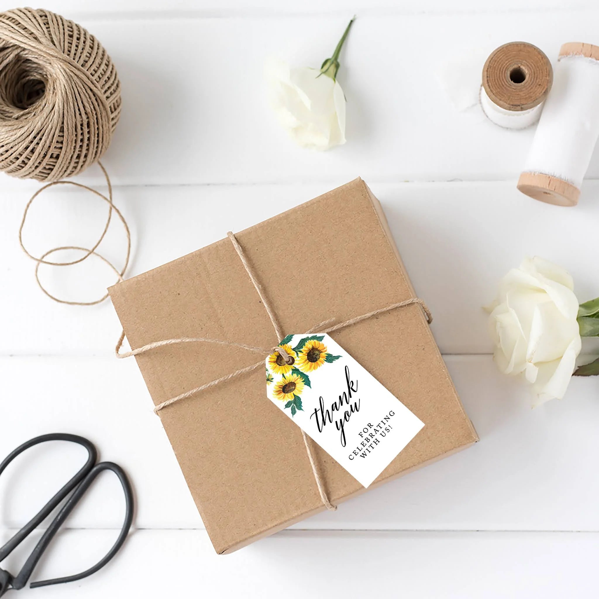 100-Pk Sunflowers Cardstock Gift Tags A9731