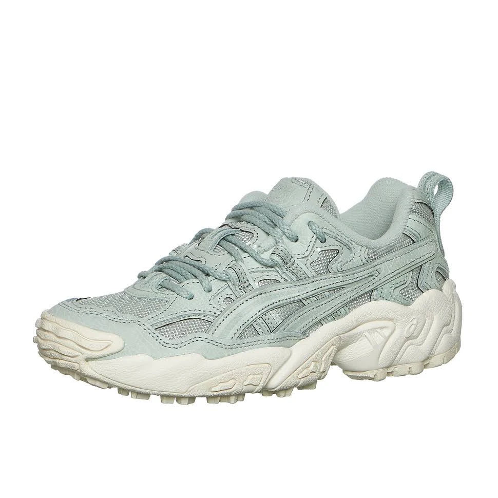 Green Cream Sportstyle Shoes T99729