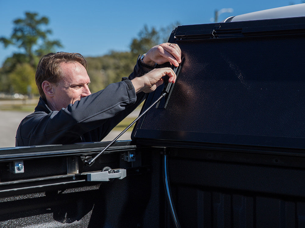FX3 Hard Folding Tonneau Truck Bed Cover H84854