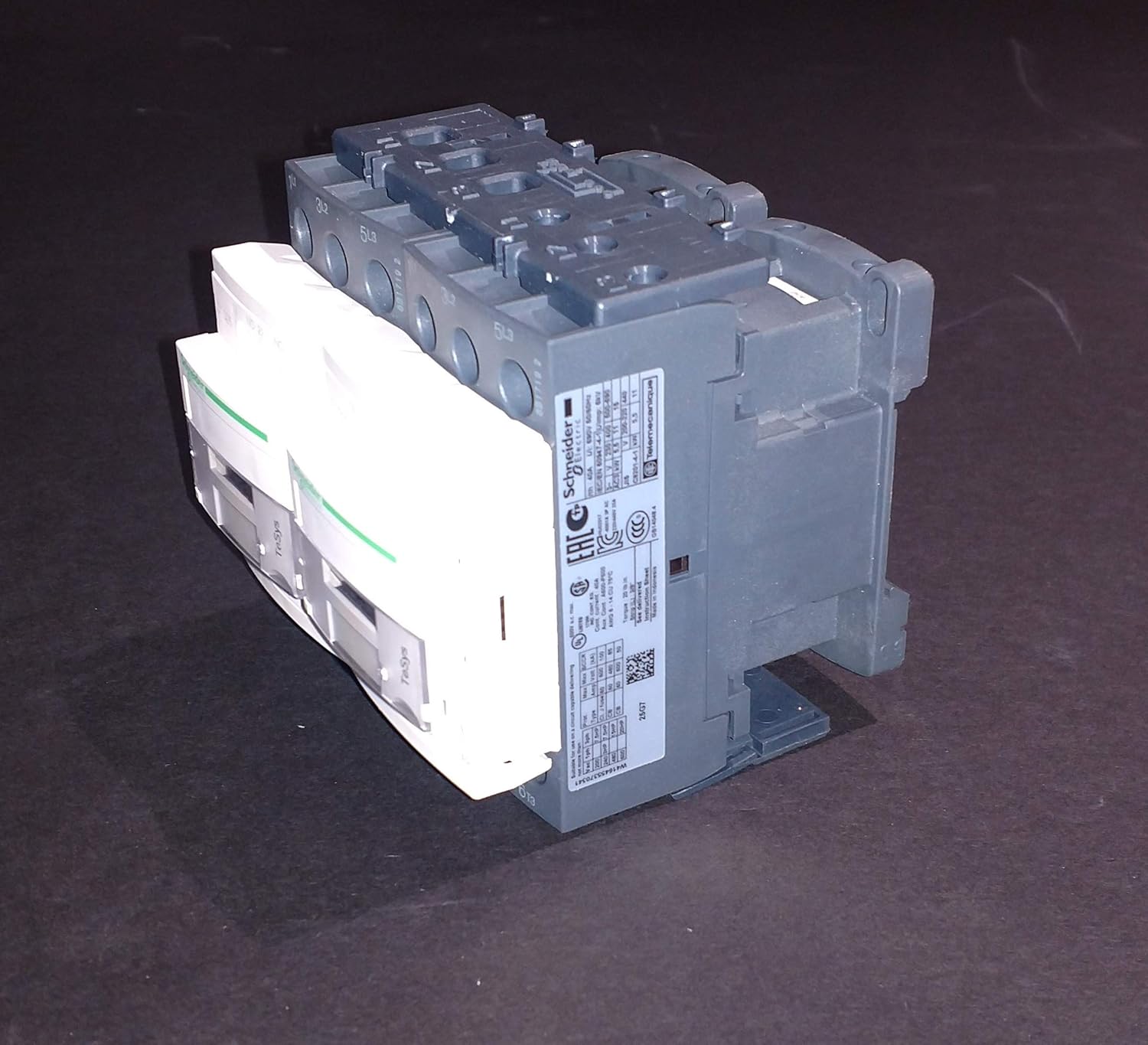 Reversing Contactor 575-Vac 9-Amp Iec Soft Start 208-690Vac 250Amp C9987
