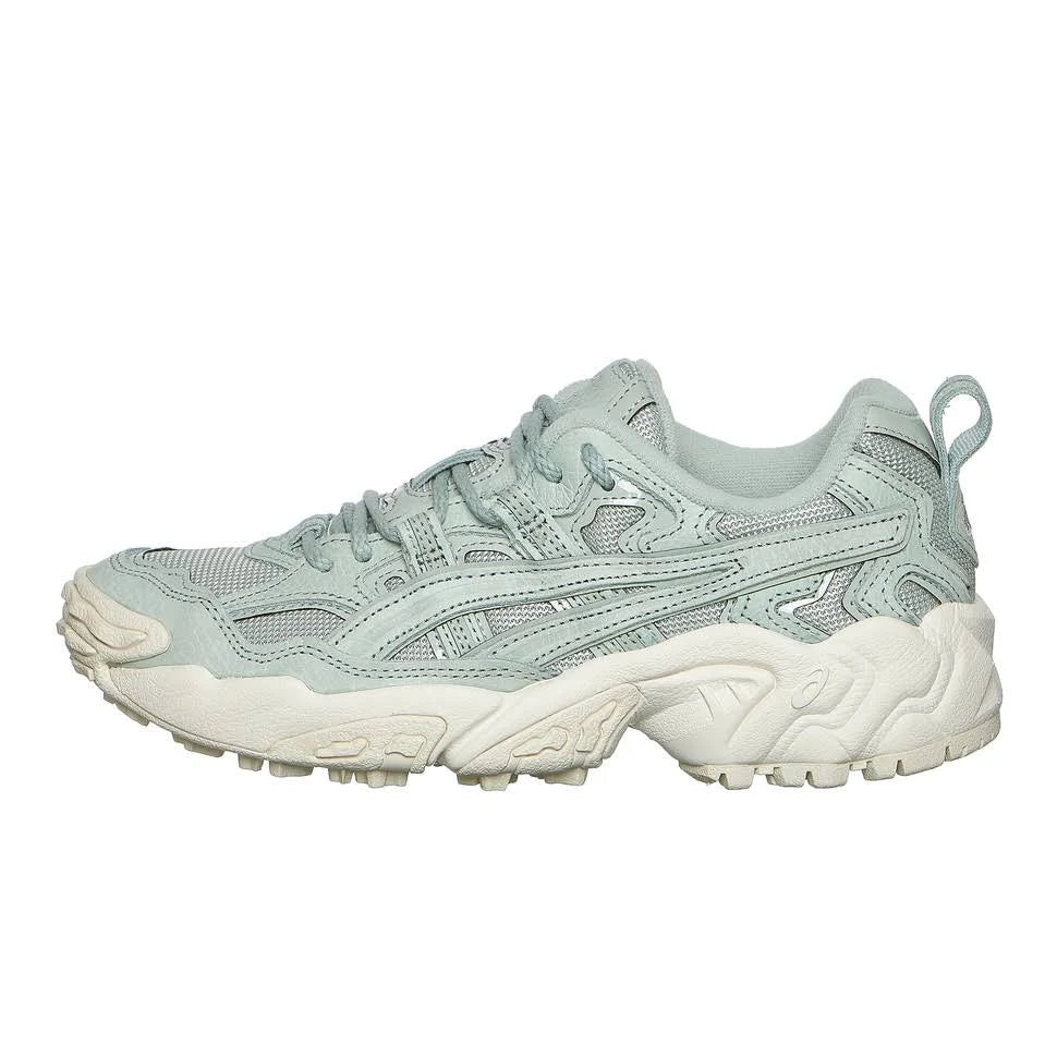 Green Cream Sportstyle Shoes T99729